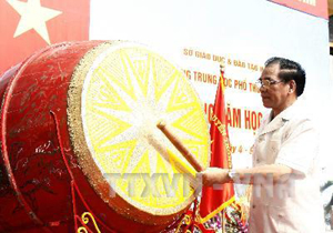 Tổng Bí thư Nông Đức Mạnh: Giáo dục phải chuyển biến mạnh mẽ